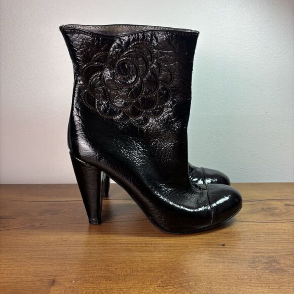 VTG Miss Sixty Rare Rosette Flower Patent Booties Size 36 Black
